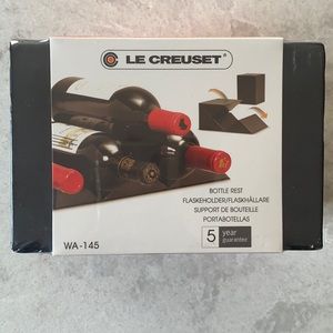 LE CREUSET wine rest/cube